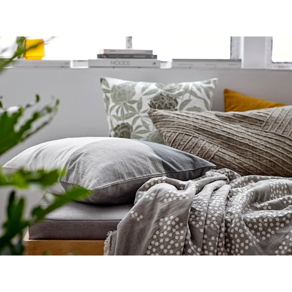 Žalia medvilninė pagalvė Södahl Rose, 45 x 45 cm-image-1