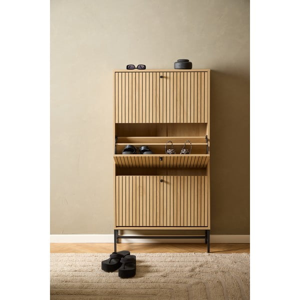 Atlenkiama spintelė batams natūralios spalvos iš ąžuolo 72x140x25 cm Albany  – Actona-image-2