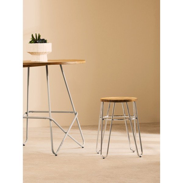 Sidabrinės spalvos/natūralios spalvos iš guobos masyvo taburetė District – Premier Housewares-image-1