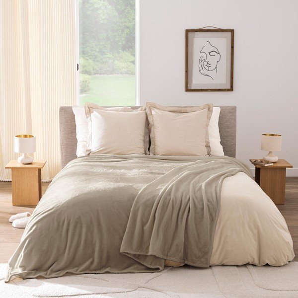 Taupe spalvos iš mikroflanelės antklodė ir pledas 220x240 cm Flanou – douceur d'intérieur-image-1