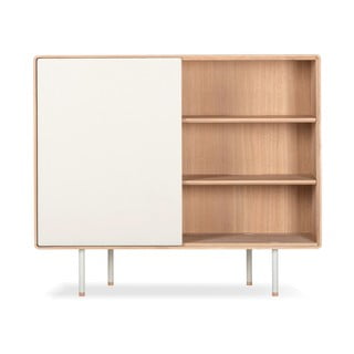 Iš ąžuolo masyvo žema šoninė spintelė baltos spalvos/natūralios spalvos 118x100 cm Fina – Gazzda