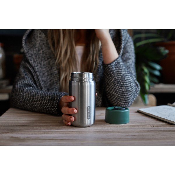 Sidabrinės spalvos iš nerūdijančio plieno termo puodelis 340 ml – Black + Blum-image-1