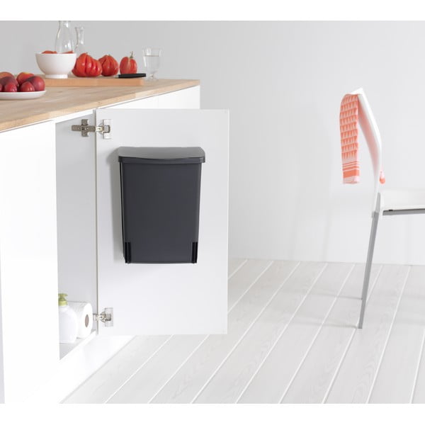 Iš plastiko įmontuota šiukšliadėžė juodos spalvos 10 l – Brabantia-image-1