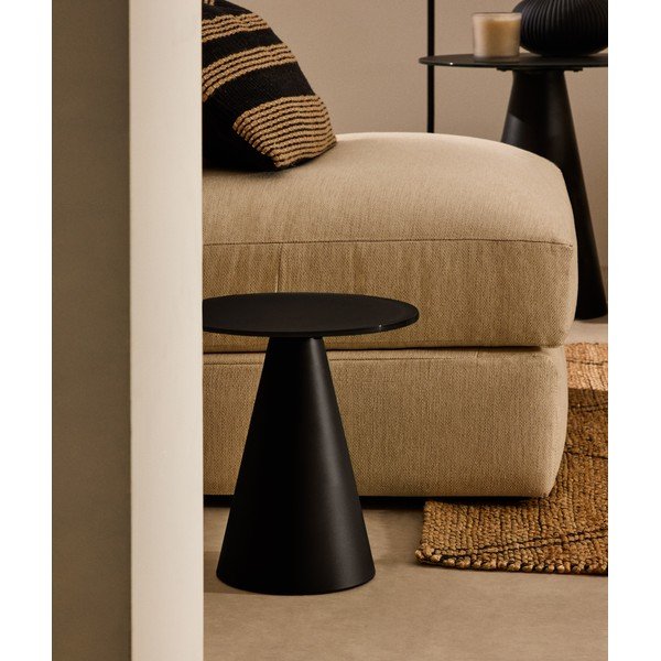 Apvalios formos šoninis stalas su stikliniu stalviršiu ø 30 cm Wilshire – Kave Home-image-1