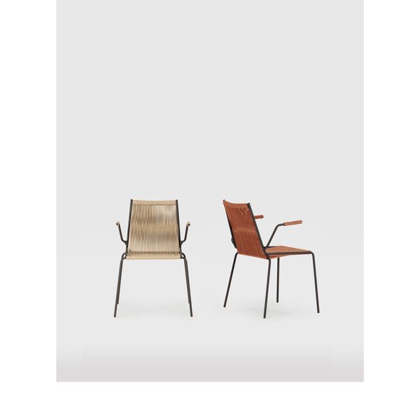 Terakotos spalvos iš metalo valgomojo kėdės su porankiais/galima dėti viena ant kitos 2 vnt. Emily – Marckeric-image-1