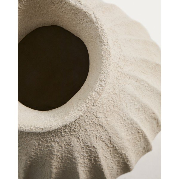Kreminės spalvos iš papjė mašė rankų darbo/aukšta vaza (aukštis 67 cm) Arquena – Kave Home-image-2