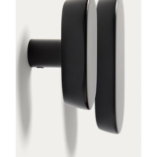 Sieniniai juodos spalvos iš buko masyvo kabliai 2 vnt. Arely – Kave Home-image-2