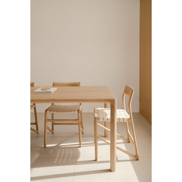 Valgomojo kėdė iš ąžuolo masyvo su balta sėdyne Gazzda Fawn-image-1