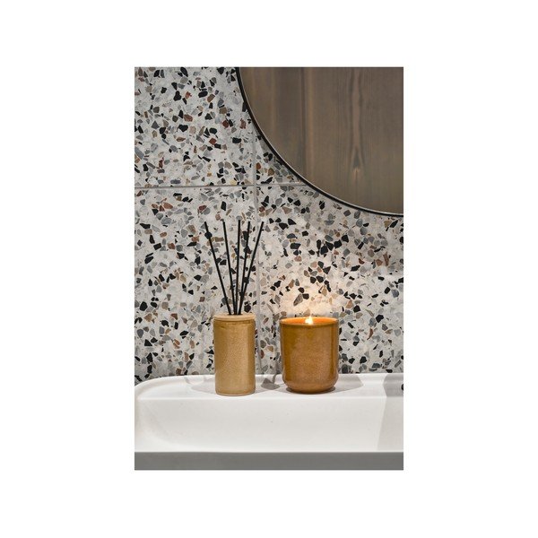 Difuzorius Iris: Spicy Sandalwood – Villa Collection-image-1