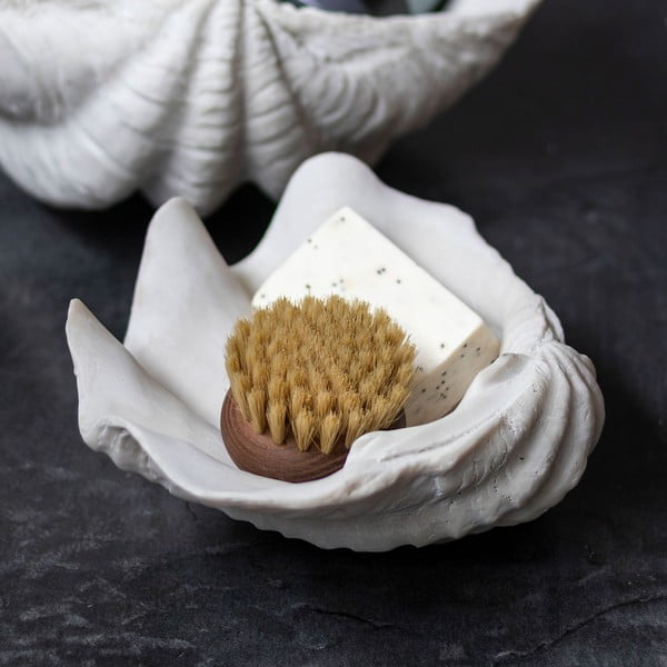 Iš polirezino dekoratyvinis dubuo 24x19 cm Shell – Mette Ditmer Denmark-image-4