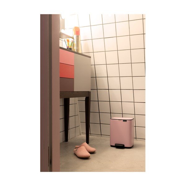 Rožinės spalvos iš plieno šiukšliadėžė su pedalu 4 l Bo – Brabantia-image-1