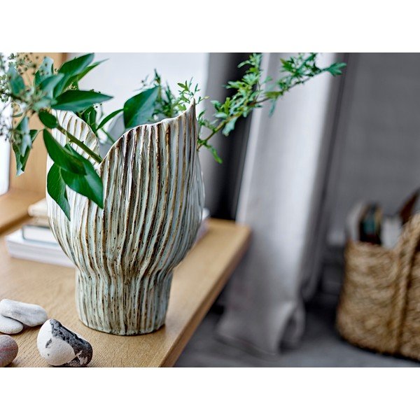 Iš akmens masės vaza šviesiai žalios spalvos (aukštis 30 cm) Mahira – Bloomingville-image-2