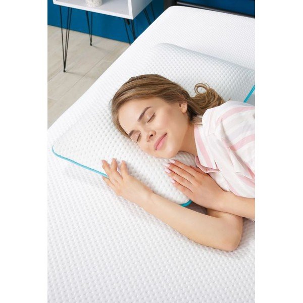 Iš prie kūno prisitaikančių putų anatominė pagalvė 35x65 cm – Mila Home-image-1
