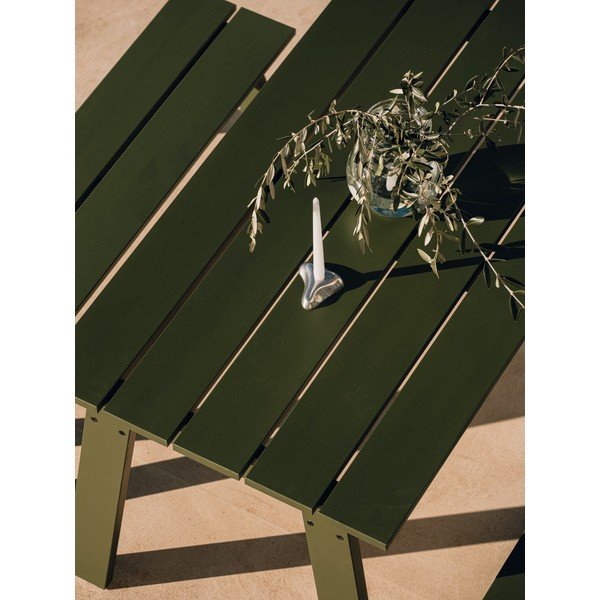 Iš pušies masyvo sodo valgomojo stalas 77x140 cm Navo – noo.ma-image-4