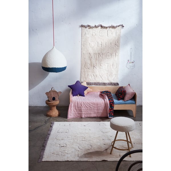 Skalbiamas/rankų darbo iš medvilnės vaikiškas kilimas kreminės spalvos 90x130 cm ABC – Lorena Canals-image-4