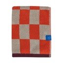Oranžinės spalvos/smėlio spalvos iš frote audinio iš organiškos medvilnės rankšluostis 50x90 cm Retro – Mette Ditmer Denmark