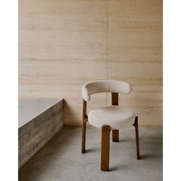 Rudos spalvos/smėlio spalvos iš uosio masyvo valgomojo kėdė Granite – Kave Home-image-1