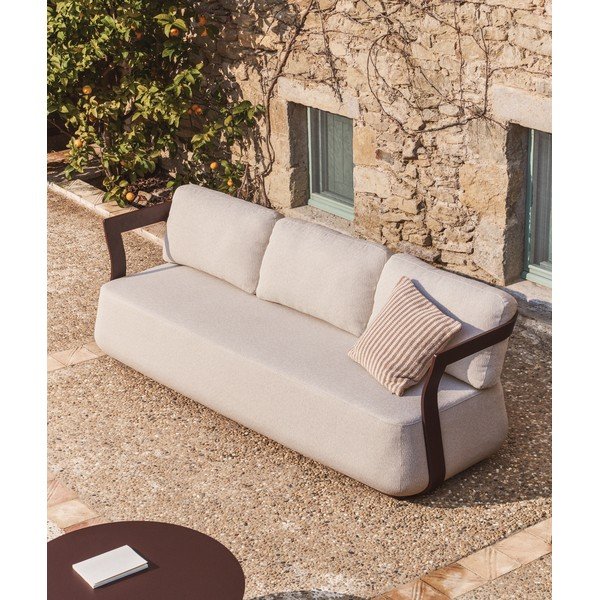 Rudos spalvos/smėlio spalvos iš audinio sodo sofa Tamaris – Kave Home-image-2