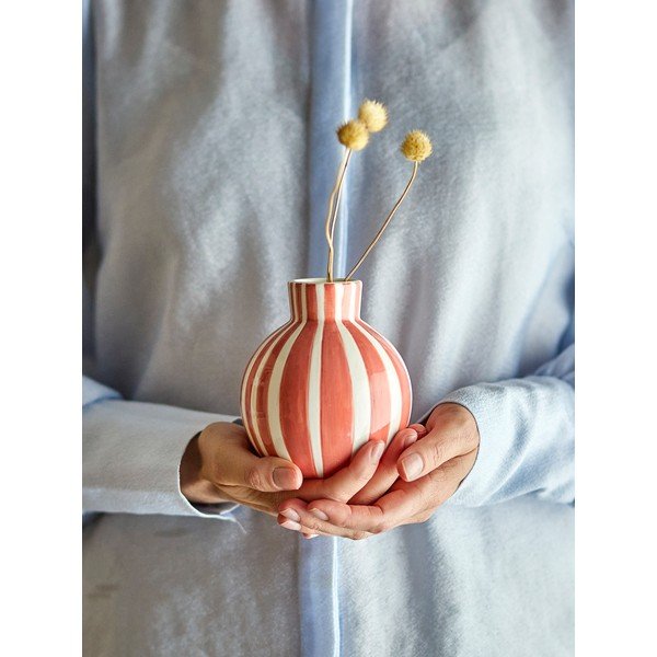 Oranžinės spalvos iš dolomito  dažyta rankomis vaza (aukštis 11 cm) Fian – Bloomingville-image-1