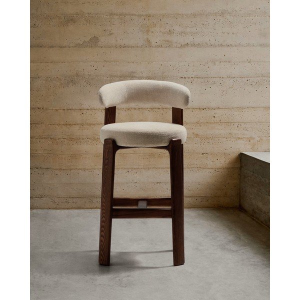 Smėlio spalvos/tamsios natūralios spalvos iš uosio masyvo baro taburetė (sėdynės aukštis 75 cm) Granite – Kave Home-image-2