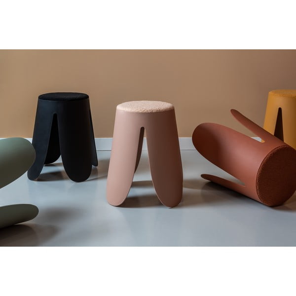 Iš plastiko taburetė juodos spalvos Savor   – Leitmotiv-image-3