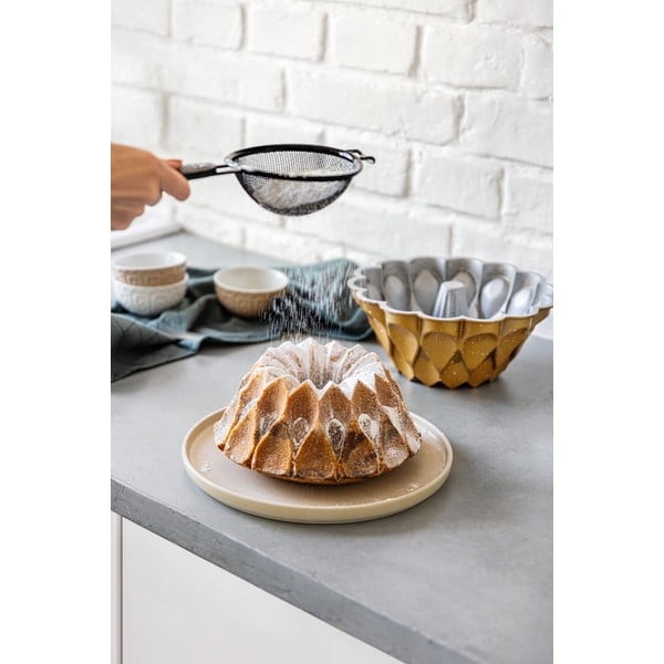 Kepimo forma, pagaminta iš aukso spalvos lieto aliuminio Bonami Selection Volcania-image-1