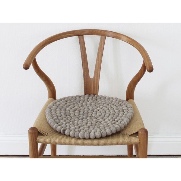 Smėlio rudos spalvos vilnos rutuliukų kilimas Wooldot Ball Chair Pad, ⌀ 39 cm-image-2