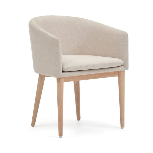 Kreminės spalvos iš audinio valgomojo kėdė su porankiais Harlan – Kave Home