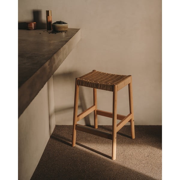 Natūralios spalvos iš ąžuolo masyvo baro kėdžių komplektas 2 vnt. (sėdynės aukštis 66 cm) Yalia – Kave Home-image-1