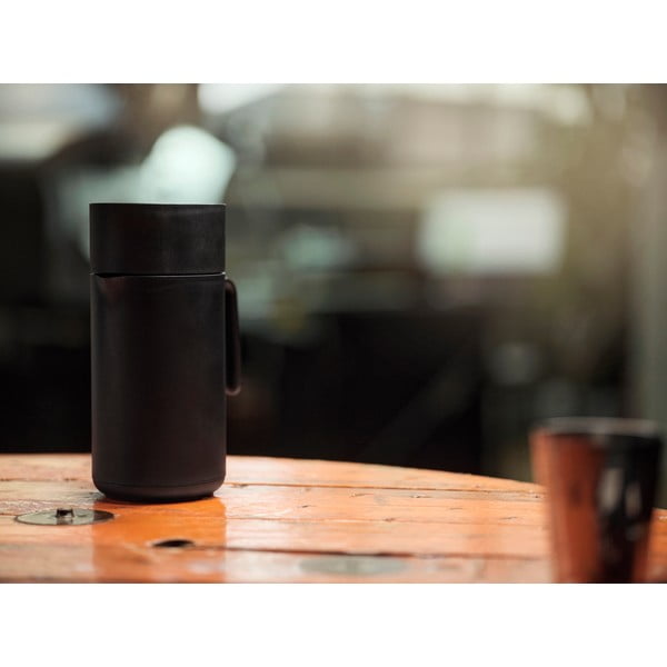 Piltuvas Singles – Zone-image-3