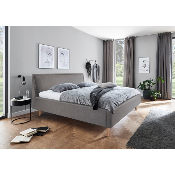 Šviesiai pilkos spalvos dvigulė lova dengta audiniu su sandėliavimo vieta su lovos grotelėmis 180x200 cm Frieda – Meise Möbel-image-1