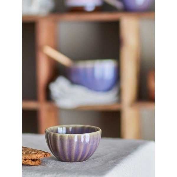 Tamsiai violetinės spalvos iš akmens masės mažas dubuo 165 ml Latina – Bloomingville-image-1