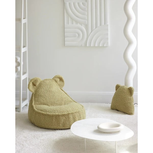 Žalios spalvos iš boucle vaikiška sofos pagalvėlė Bear – Wigiwama-image-3