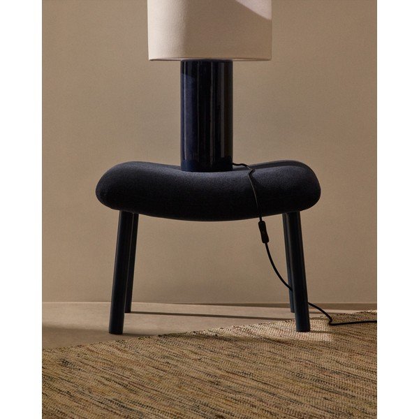 Tamsiai mėlynos spalvos taburetė Inari – Kave Home-image-3