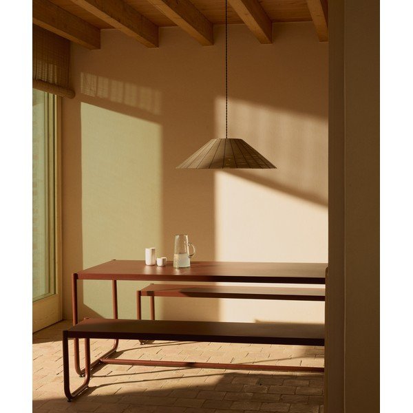 Bordo spalvos iš metalo sodo valgomojo komplektas 4 žmonėms Sotil – Kave Home-image-3
