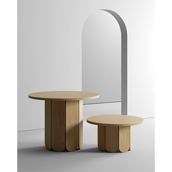 Apvalus natūralios spalvos ąžuolinis staliukas su stalviršiu 78x78 cm Soft - Woodman-image-1