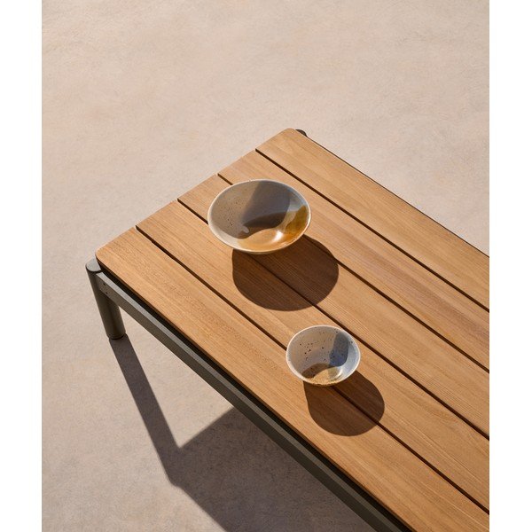 Iš tikmedžio masyvo sodo kavos staliukas 57x91 cm Sorells – Kave Home-image-2