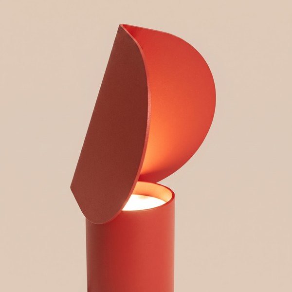 Raudonos spalvos iš aliuminio stalinis šviestuvas LED (aukštis 15 cm) BISCUIT – Thoro-image-1