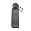 Tamsiai pilkos spalvos iš perdirbto plastiko butelis Kelioninis buteliukas 650 ml Ture – Sagaform