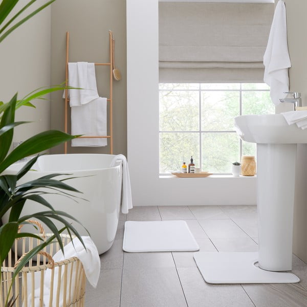 Baltos spalvos iš frote audinio iš medvilnės vonios rankšluostis 90x140 cm Anti-Bacterial – Catherine Lansfield-image-4