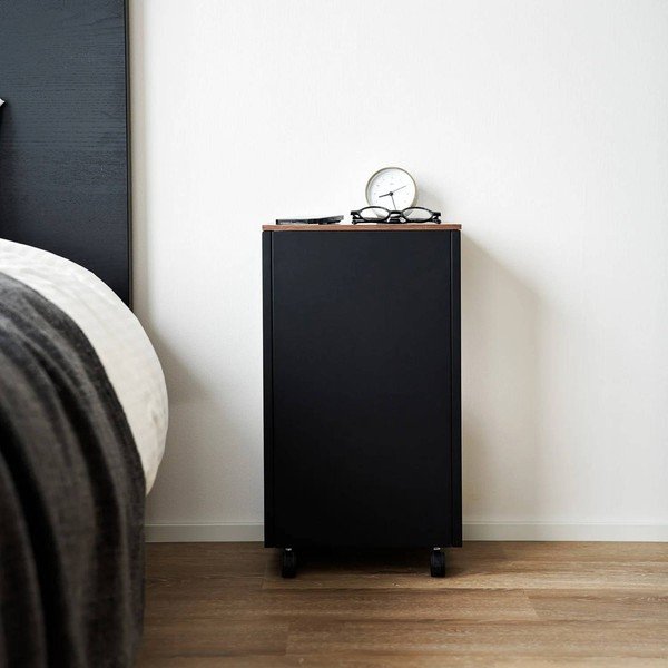 Iš metalo šoninis stalas 22x31 cm Tower – YAMAZAKI-image-3