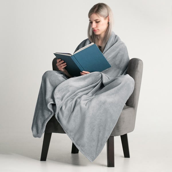 Šviesiai pilkas mikropluošto pledas DecoKing Mic, 200 x 220 cm-image-1