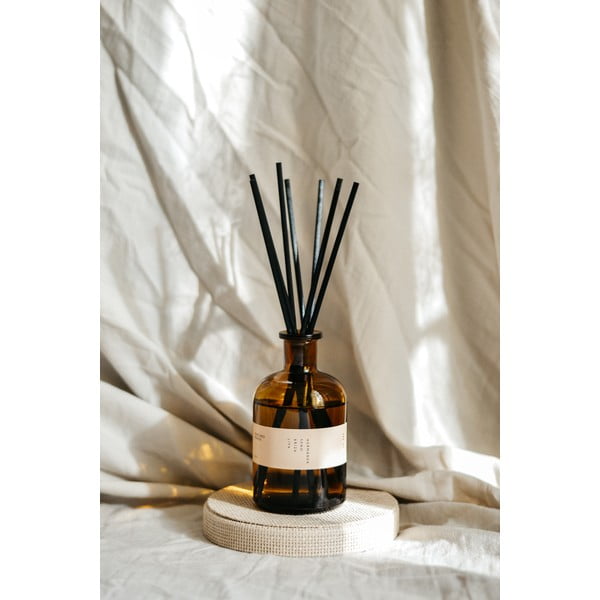 Difuzorius #57 Chamomile, Linden, Birch – Perfumed Prague-image-1