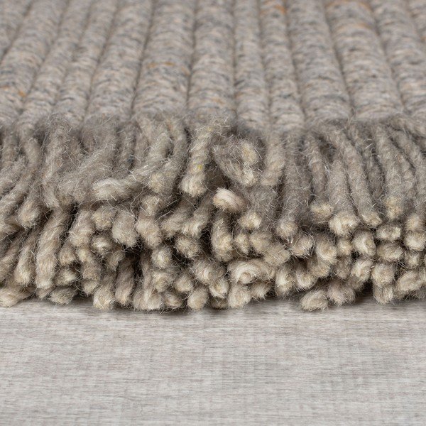 Rankų darbo pilkos spalvos iš vilnos mišinio kilimas 160x230 cm Rene Fringed Ribbed – Flair Rugs-image-4