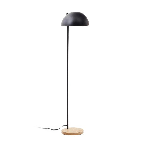 Juodos spalvos/natūralios spalvos pastatomas šviestuvas (aukštis 150 cm) su metaliniu gaubtu Catlar – Kave Home