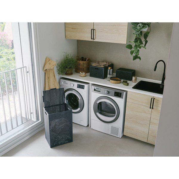 Tamsiai pilkos spalvos iš perdirbto plastiko daiktadėžė su dangčiu 30x38x21 cm Kaya – Curver-image-1