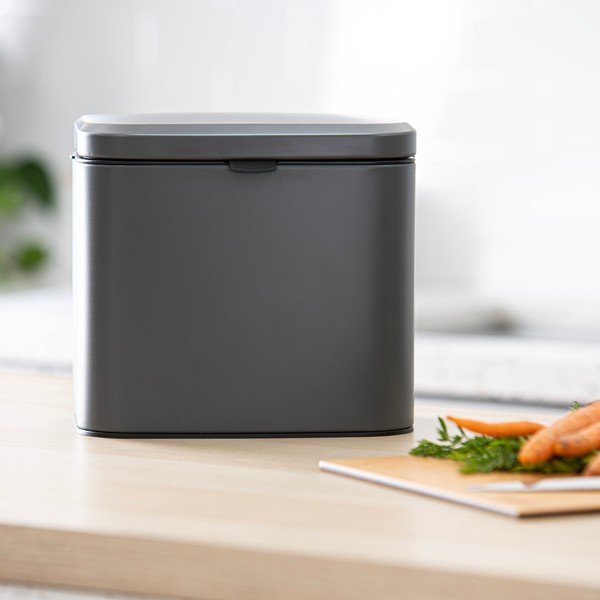 Tamsiai pilkos spalvos maisto atliekų šiukšliadėžė 4 l Essentials – Ladelle-image-4