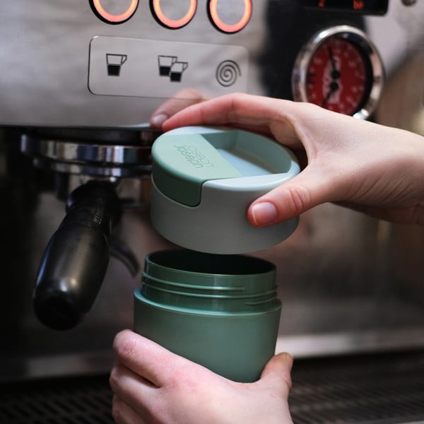 Kelioninis puodelis (ne termo) mėtų spalvos 340 ml Sipp – Joseph Joseph-image-1