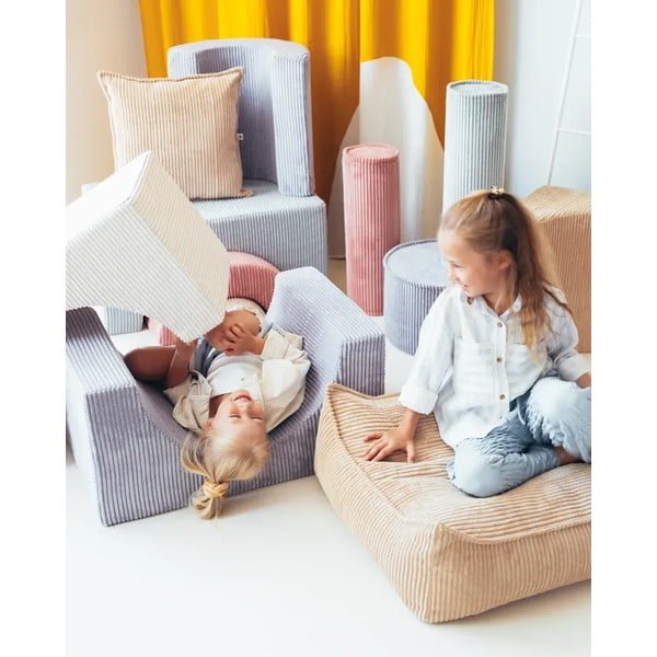 Rožinės spalvos iš kordinio velveto vaikiška sofos pagalvėlė Roll – Wigiwama-image-3