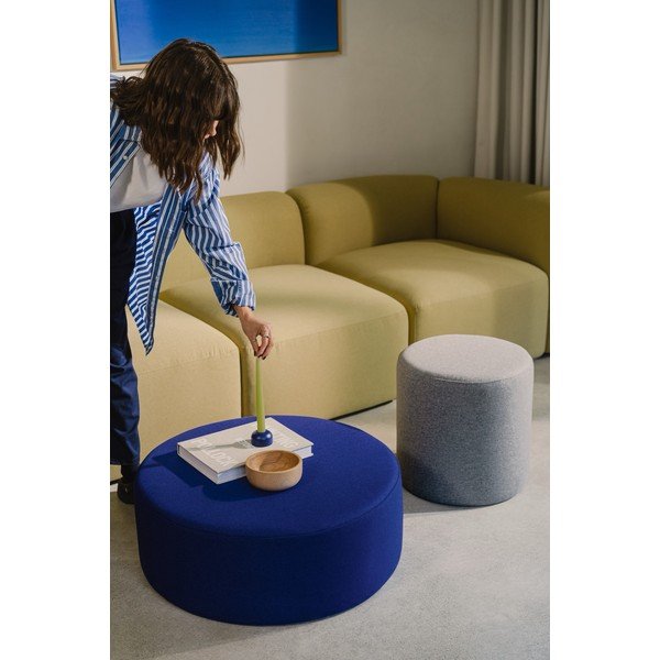 Mėlynos spalvos pufas iš vilnos Folk – noo.ma-image-1